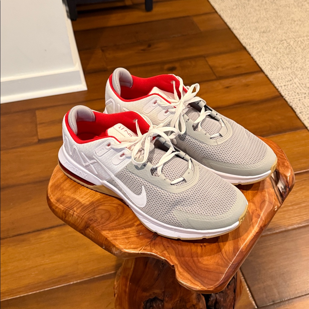Nike Air Max Men's Gray And Red Athletic Shoes